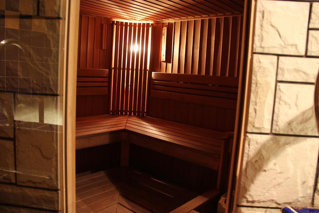 ホテル Asmonienes Sveciu Namai "Senoji Mokyklele" Smalininkai エクステリア 写真